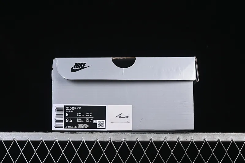 All categories Nk Air Force 1 Air Force series Nk Air Force 1 Low Air Force low-top Nike Air Force 1'07 Low Two-dimensional theme Xiongtu Air Force One low-top casual sneakers ZH0316-135